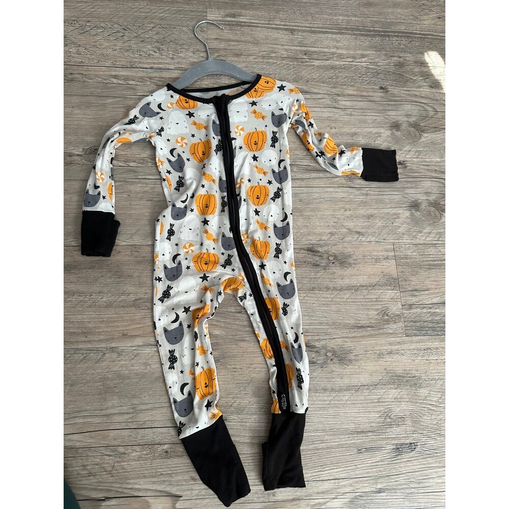 Little sleepies 224 - 6/12 month - halloween Print 2way zipper
